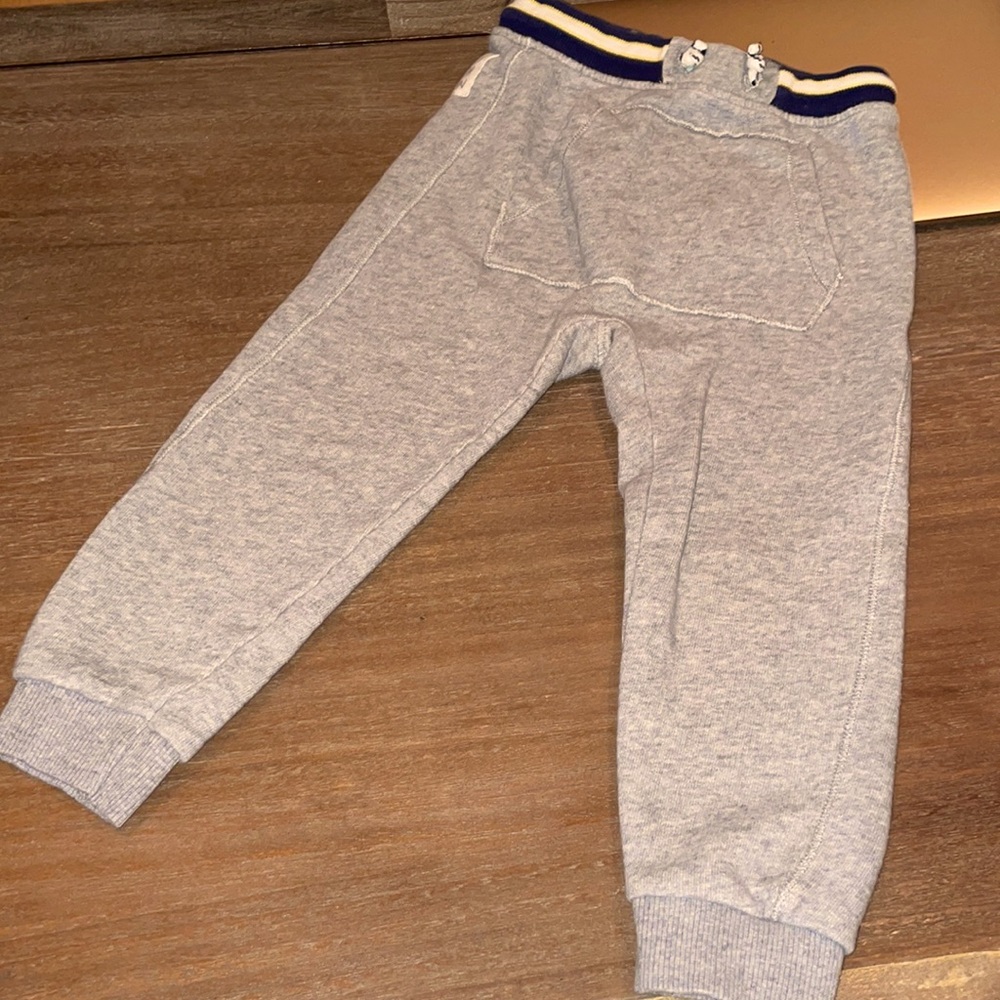 Zara- sweatpants - size 3-4 years
